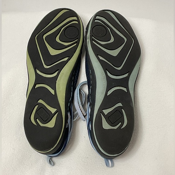 'JBU by JAMBU DEWDROP MARY JANES - SZ 8M - Picture 8 of 12